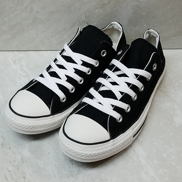 Converse Shoes - Converse Allstars Womens Size 9